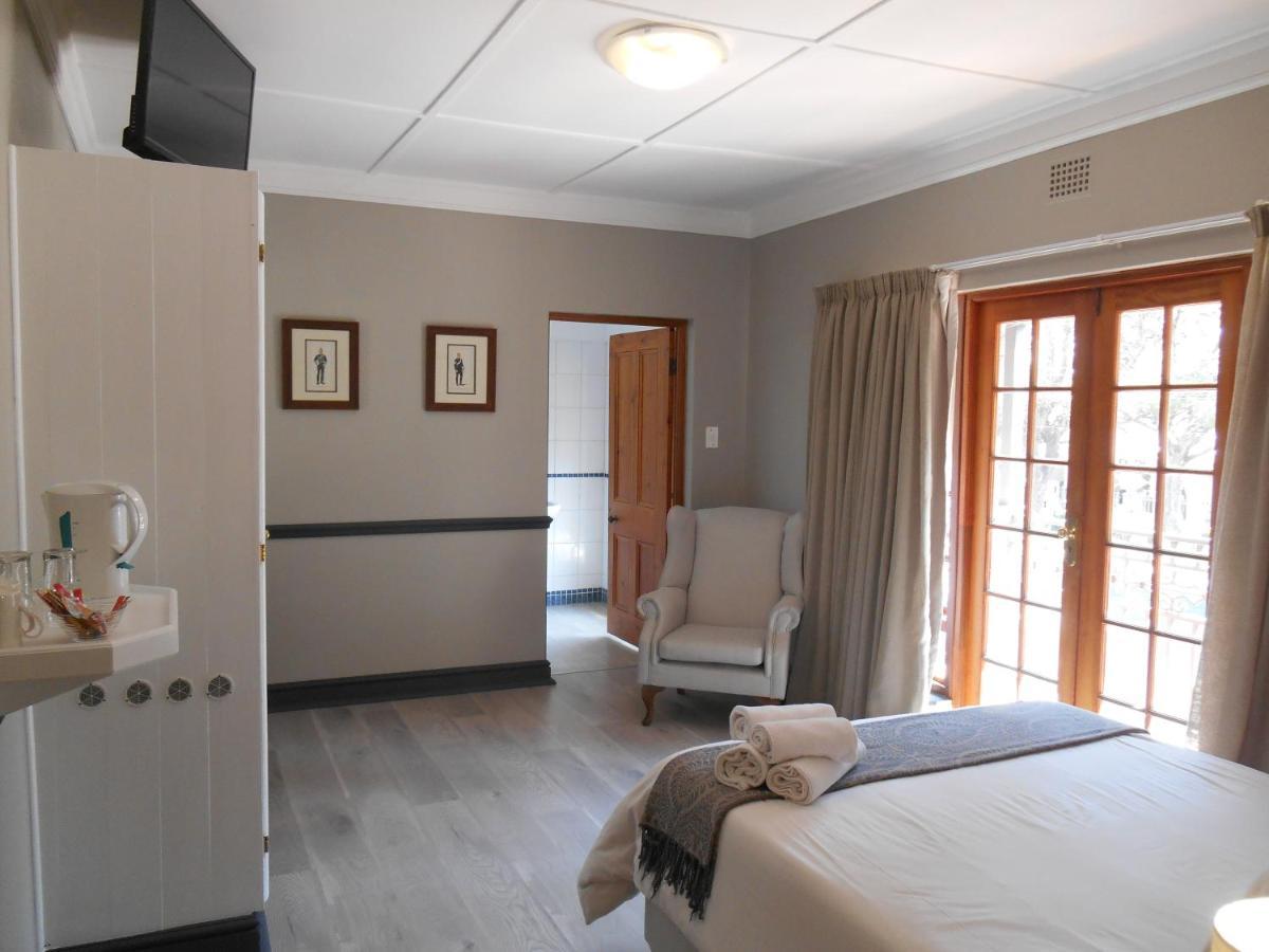 Oakwood Lodge ブルームフォンテーン エクステリア 写真 A room at the hospital